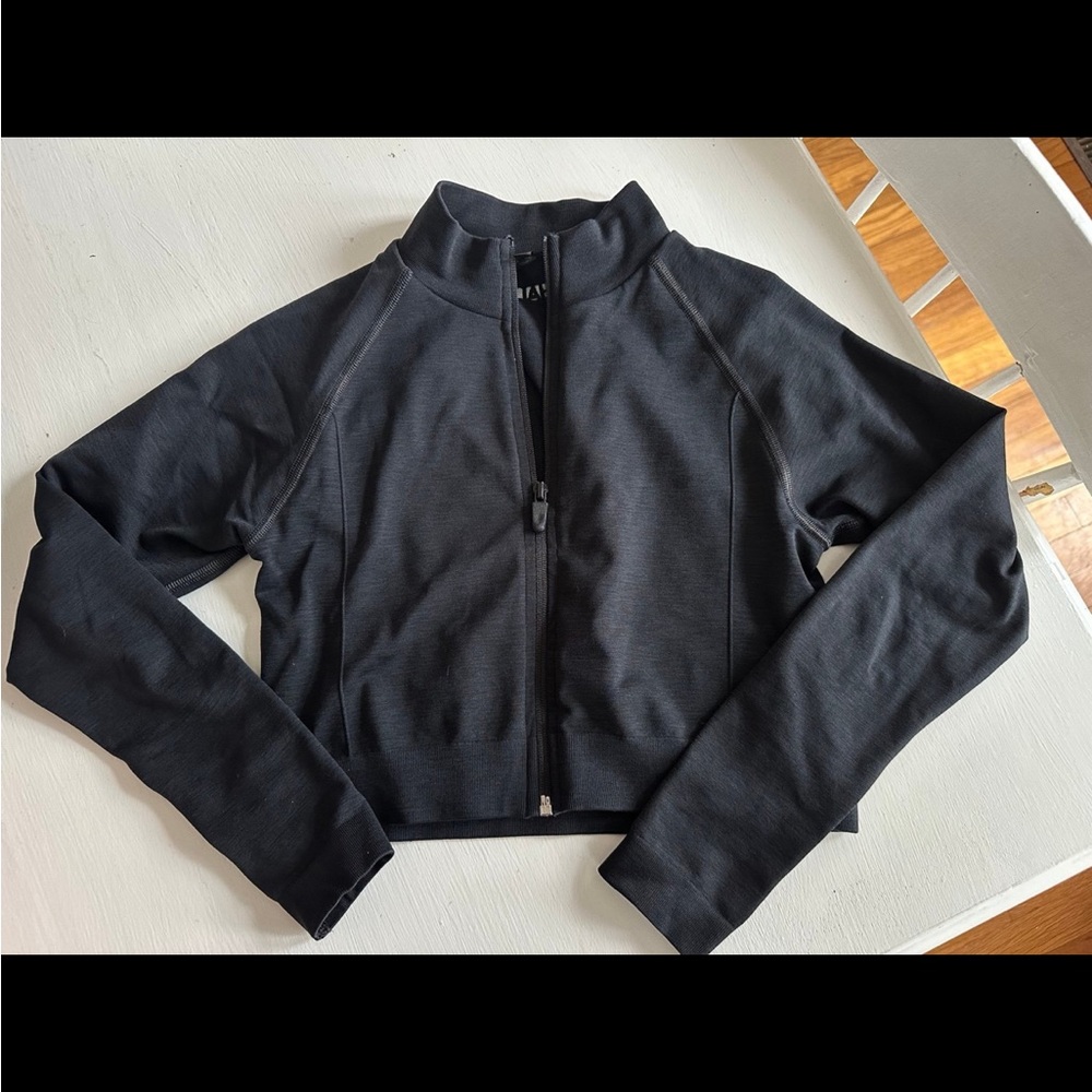 Alphalete Amplify Zip Crop Jacket